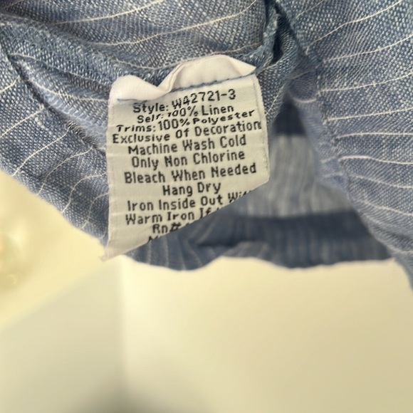 Embroidered Johnny was blue button-down - Picture 7 of 7